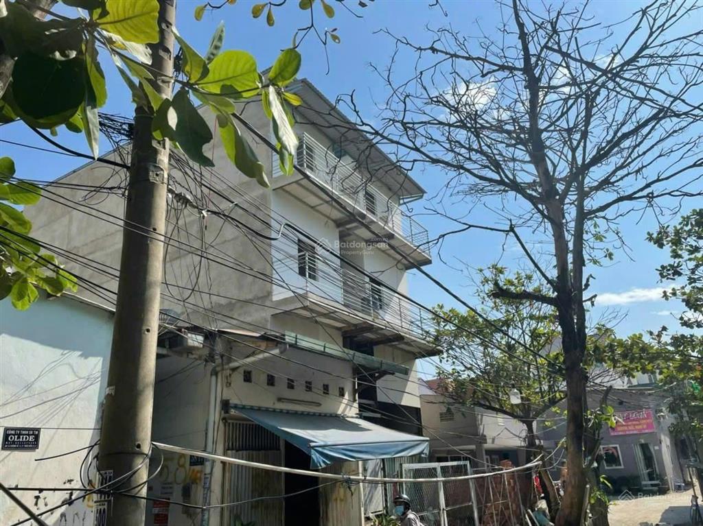 Đường số 47 thảo điền / 9x25 / 200m2 đất / giá 31 tỷ / xây được hầm 7 tầng