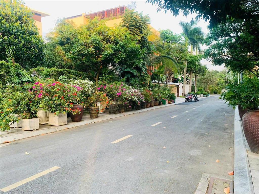 Biệt thự vip thủ thiêm villa  đỉnh cao sang trọng giữa trung tâm quận 2 dt25x22cn550m2