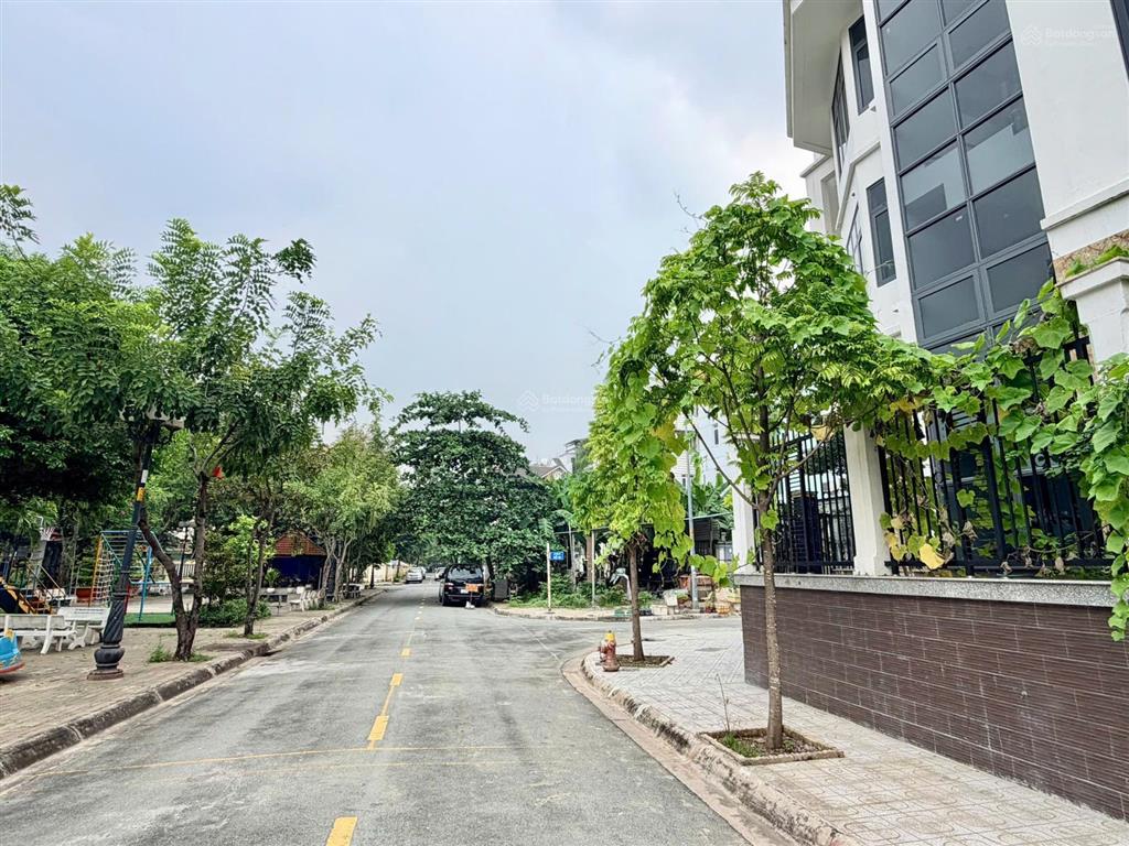 Bán nhà căn góc 2 mặt tiền khu compound thủ đức house an khánh, quận 2 dt 2x16cn 161,7m2