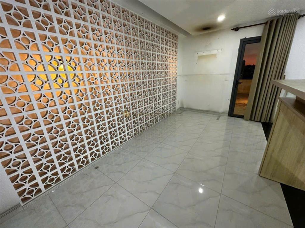 Bán nhà đẹp 5 tầng đường số 52, p. bình trưng tây khu thế kỷ 21 tp. thủ đức dt 5x20,5m cn 102,5m2