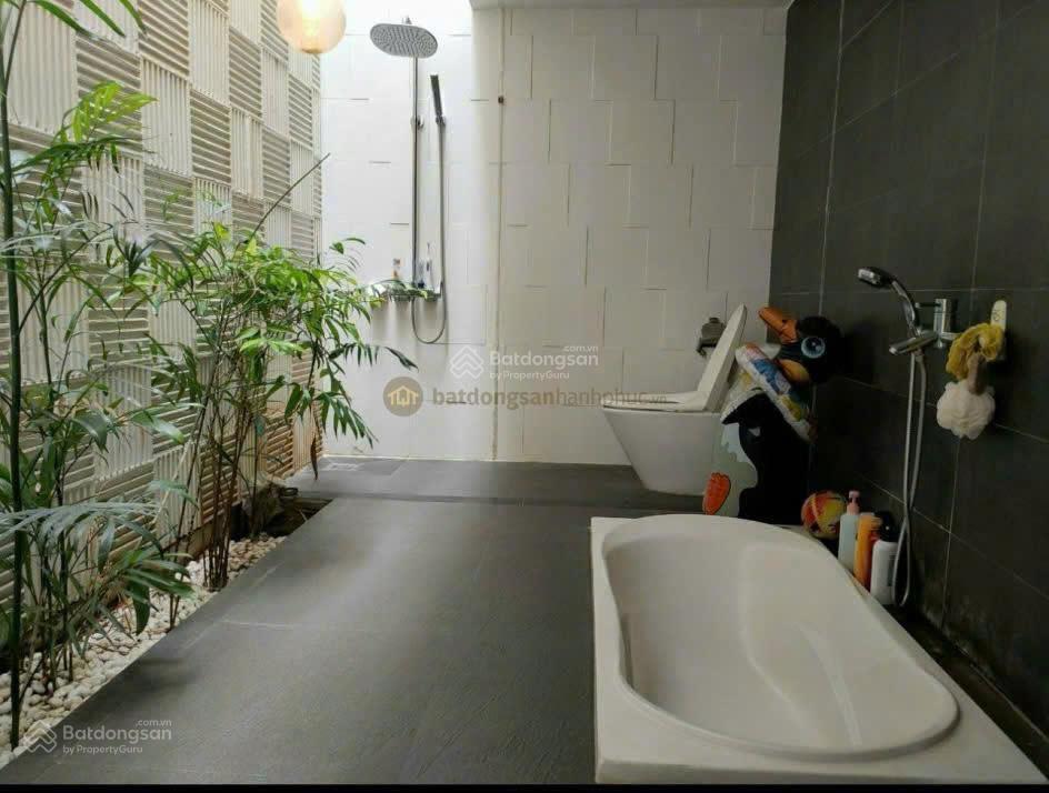 Bán nhà đẹp 5 tầng đường số 52, p. bình trưng tây khu thế kỷ 21 tp. thủ đức dt 5x20,5m cn 102,5m2