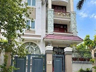 Biệt thự river mark quận 2 giá 80 tỷ thương lượng dt 8,6x22  nh 18,5 cn 271m2  kc hầm 4 tầng