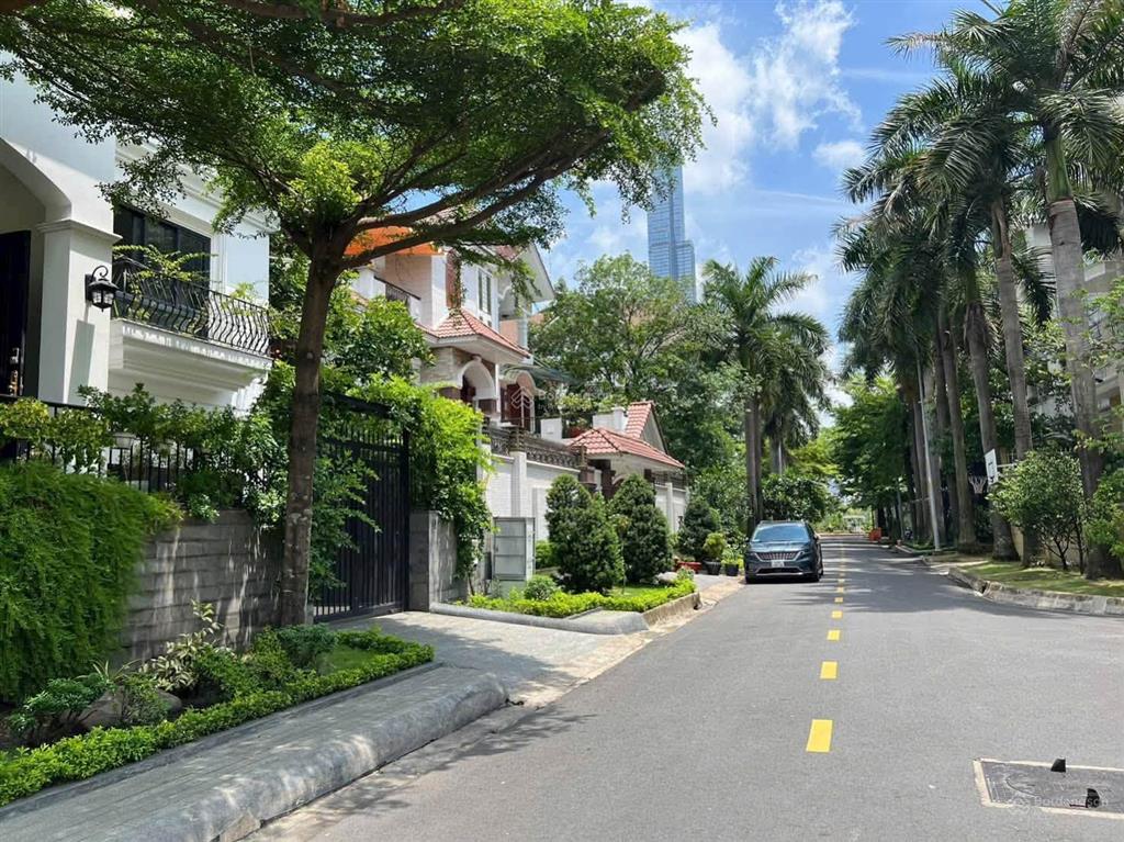 Biệt thự river mark quận 2 giá 80 tỷ thương lượng dt 8,6x22  nh 18,5 cn 271m2  kc hầm 4 tầng