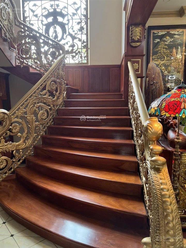 Villa siêu đẳng cấp quận 2 dt 10x35m nh 28m cn 652m2 4 tầng sân vườn