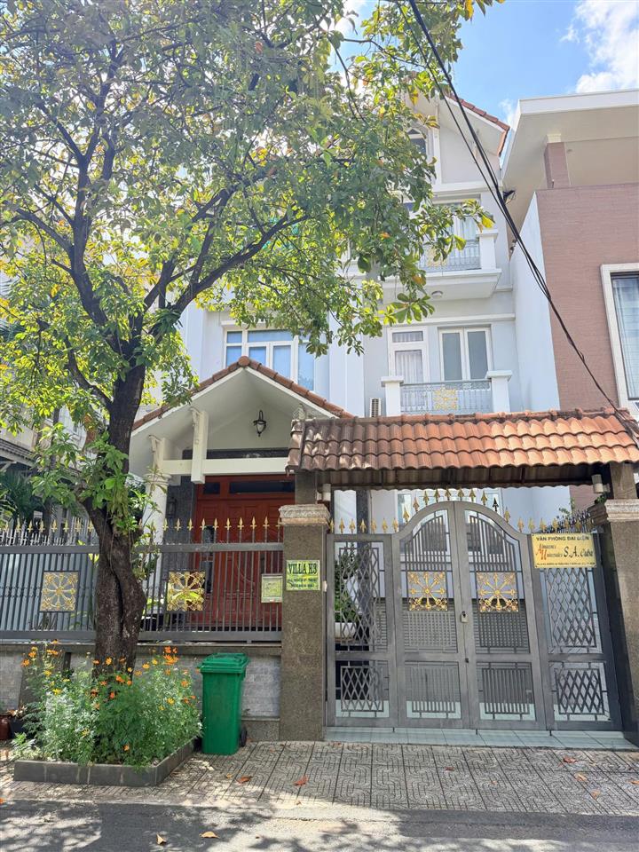 Villa compound quận 2 đối diện landmark81  dt10x20cn200m2  kc hầm 3 tầng  giá  50 tỷ