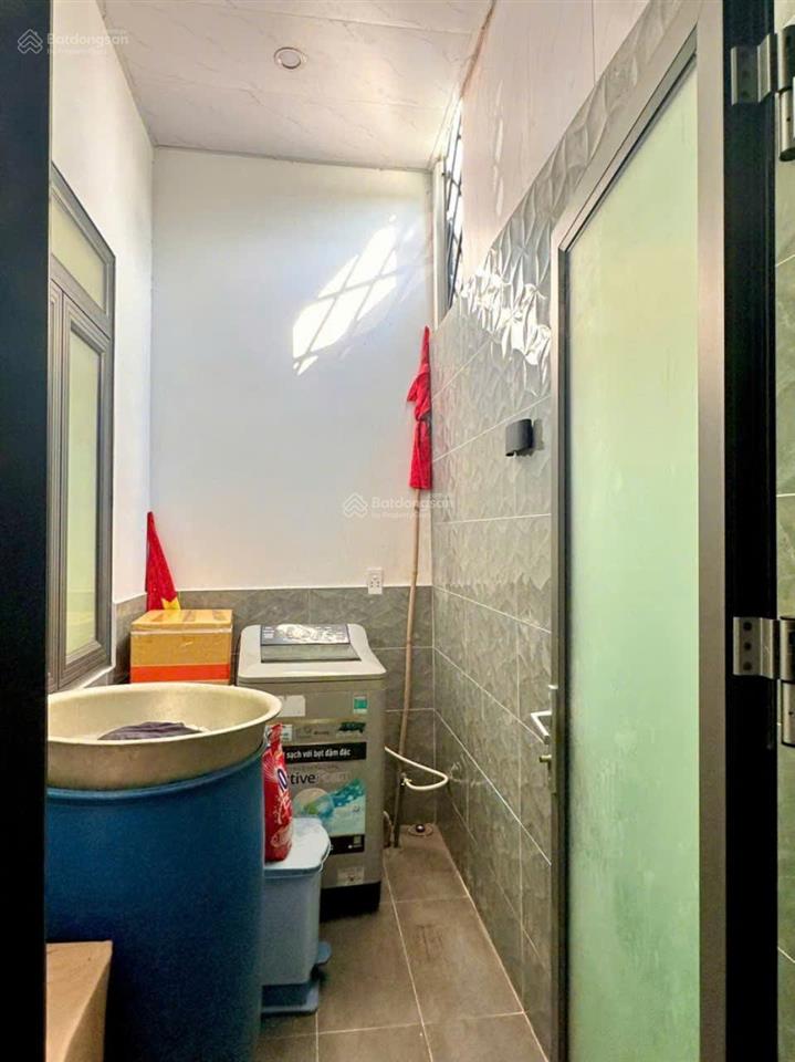 Bán nhanh nhà hẻm oto đường bùi minh trực  q8  hcm