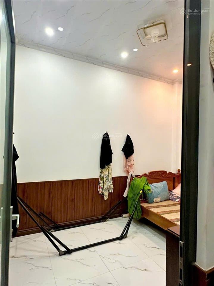 Bán nhanh nhà hẻm oto đường bùi minh trực  q8  hcm