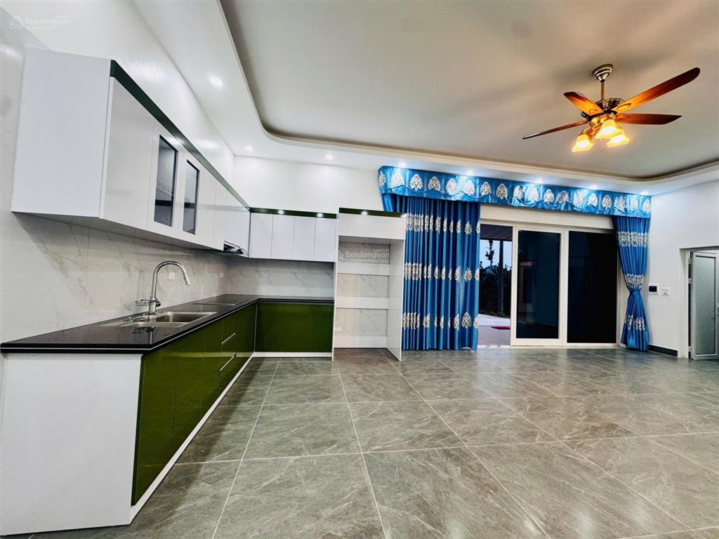 Bán home stay full nội thất, bể bơi, sân pic