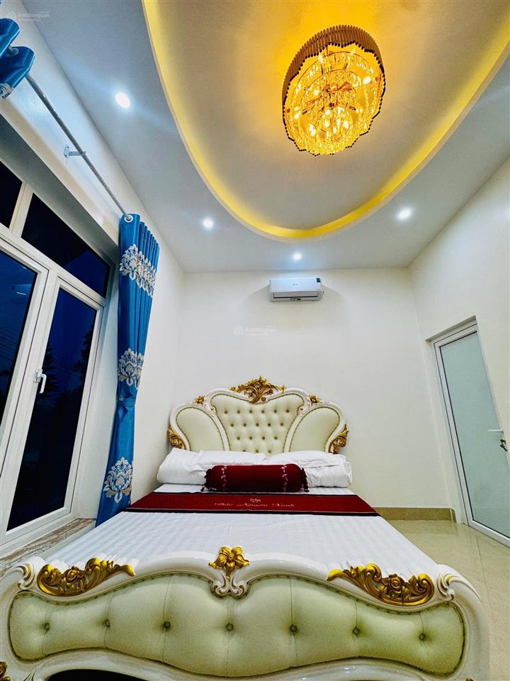 Bán home stay full nội thất, bể bơi, sân pic