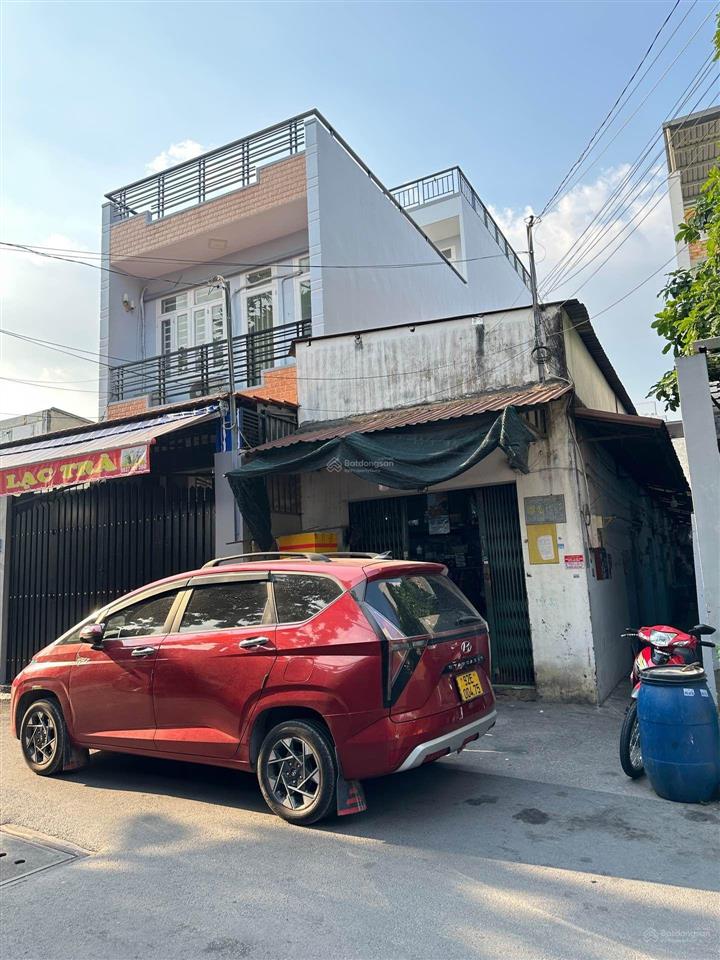 140m2  dãy trọ mặt tiền đường 10m thông  dòng tiền ổn định 240 tr / năm