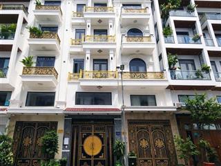 Sống thượng lưu trong không gian ấm cúng tại quận 12