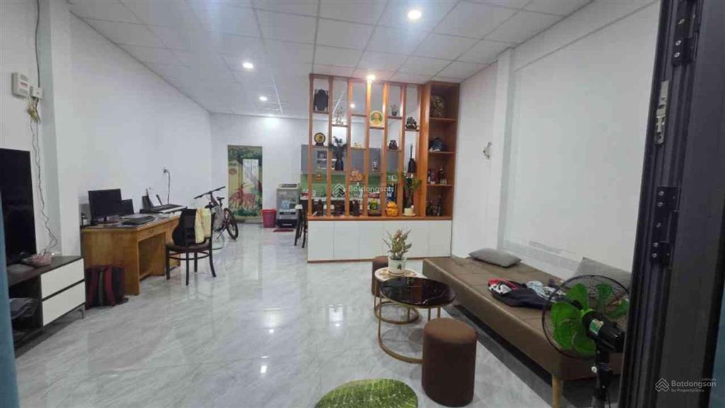 Siêu phẩm 150m2  giá tốt nhà nở hậu 2 mặt hẻm có dòng tiền