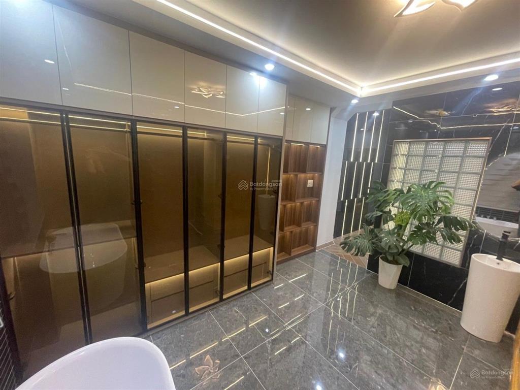 Siêu phẩm 5 tầng nguyễn thị kiểu chủ nhiệt bán giảm mạnh