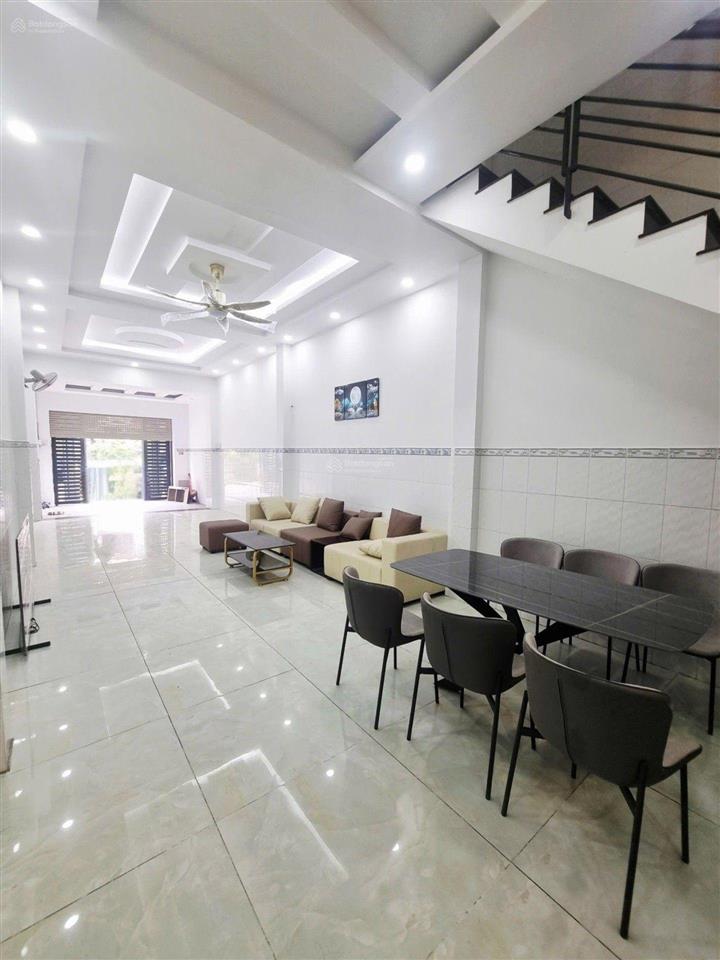 Nhà 4m*20m  3 tầng mặt tiền kinh doanh nhánh lâm thị hố chỉ 6.3 tỉ