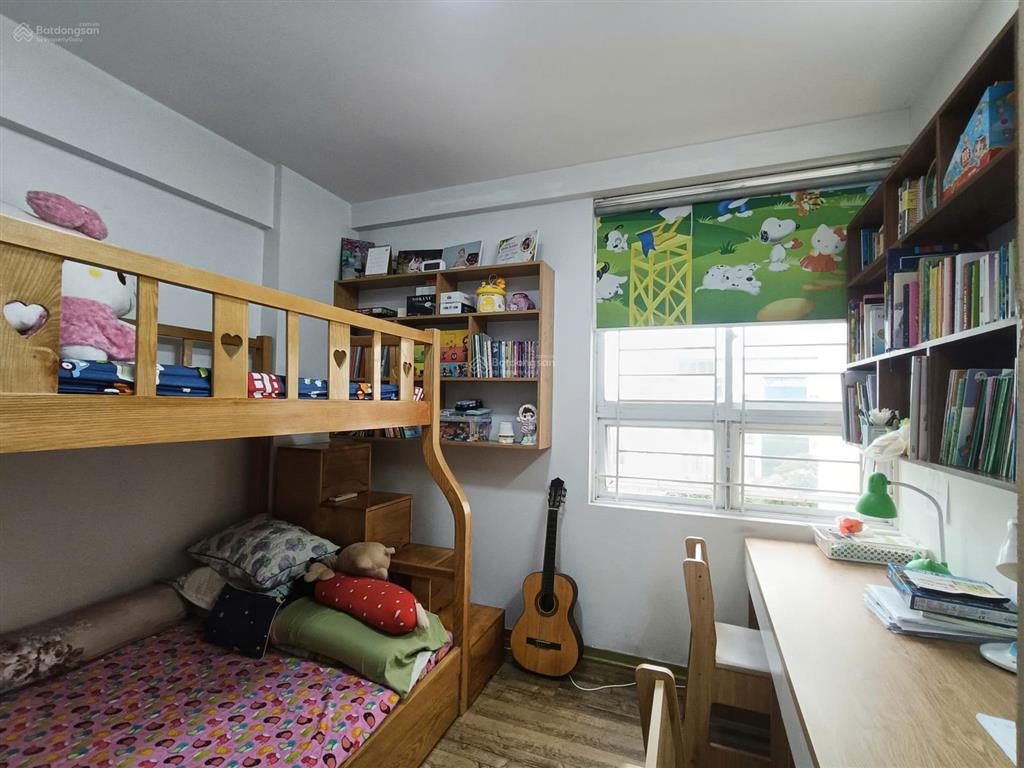 Bán căn 2 ngủ 63m2 tòa ct2tp linh đàm giá 4,9 tỷ sổ đỏ chính chủ full nội thất