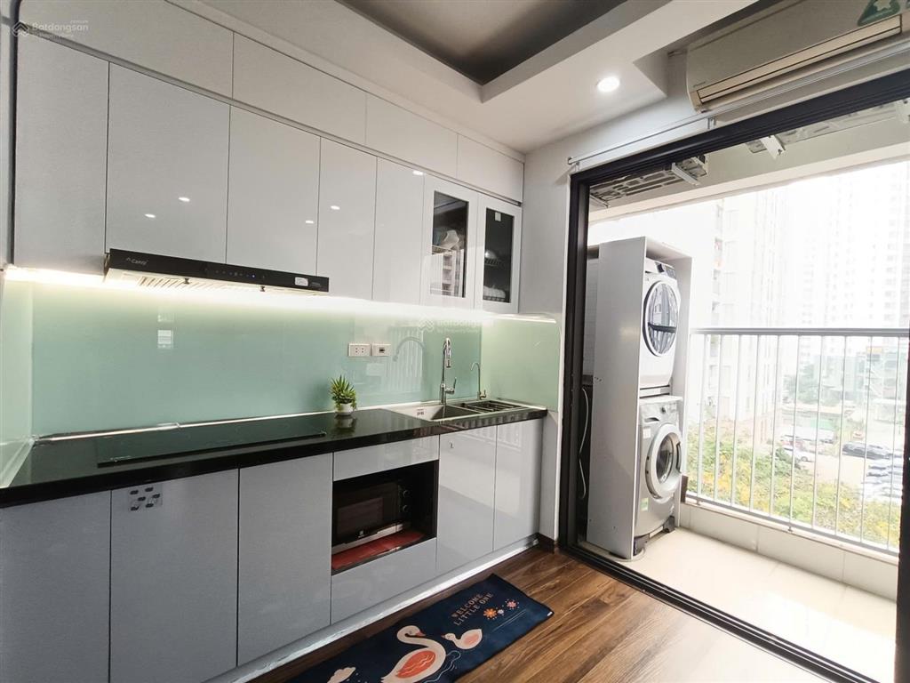 Bán căn 2 ngủ 63m2 tòa ct2tp linh đàm giá 4,9 tỷ sổ đỏ chính chủ full nội thất