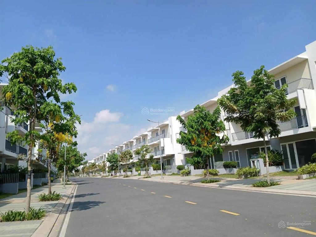 Bán nhanh shophouse chủ đi nước ngoài gấp chỉ 7,x tỷ