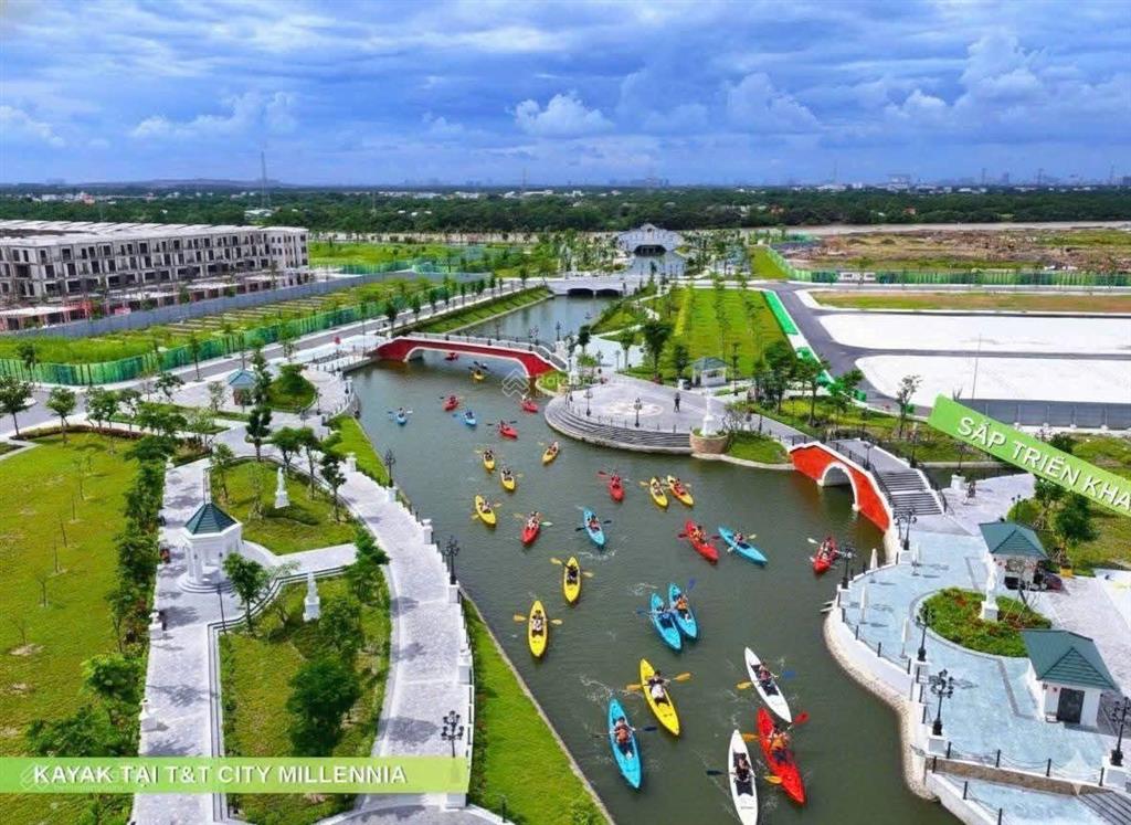 Hàng hiếm, nhà phố 4 tầng chỉ 4,8 tỷ (full). diện tích 108 m2, cách phú mỹ hưng 20 phút di chuyển.