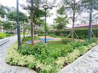 Hàng hiếm, nhà phố 4 tầng chỉ 4,8 tỷ (full). diện tích 108 m2, cách phú mỹ hưng 20 phút di chuyển.