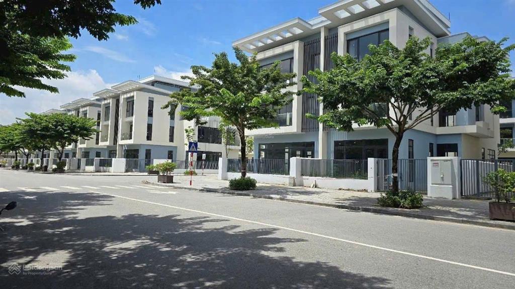 Em ngân  0768 139 *** cần bán biệt thự an quý villa  kđt dương nội. cdt  tập đoàn nam cường