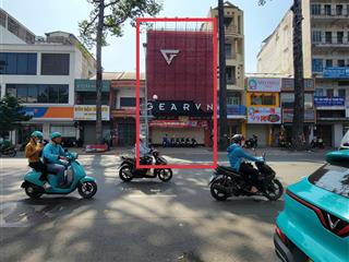 Khan hiếm, giá rẻ, chủ cần bán nhà mặt tiền đường trần hưng đạo p5 quận 5. dt 8x20,93m giá 83 tỷ