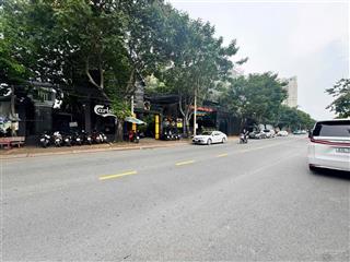 Lô khan hiếm giá rẻ tại mặt tiền đường nguyễn văn hưởng thảo điền quận 2. dt 43x51m2 giá 670 tỷ