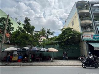 Siêu phẩm! cần bán khuôn đất lớn 2 mt trước sau. dt10,5x35m mt đường thành thái quận 10.giá 90 tỷ