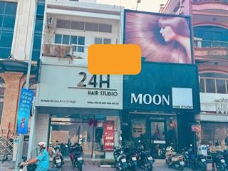 Chủ ngộp bank!chủ cần bán nhà mt đường huỳnh văn bánh p11 phú nhuận.dt9,3x13m giá hạ sâu về 45 tỷ