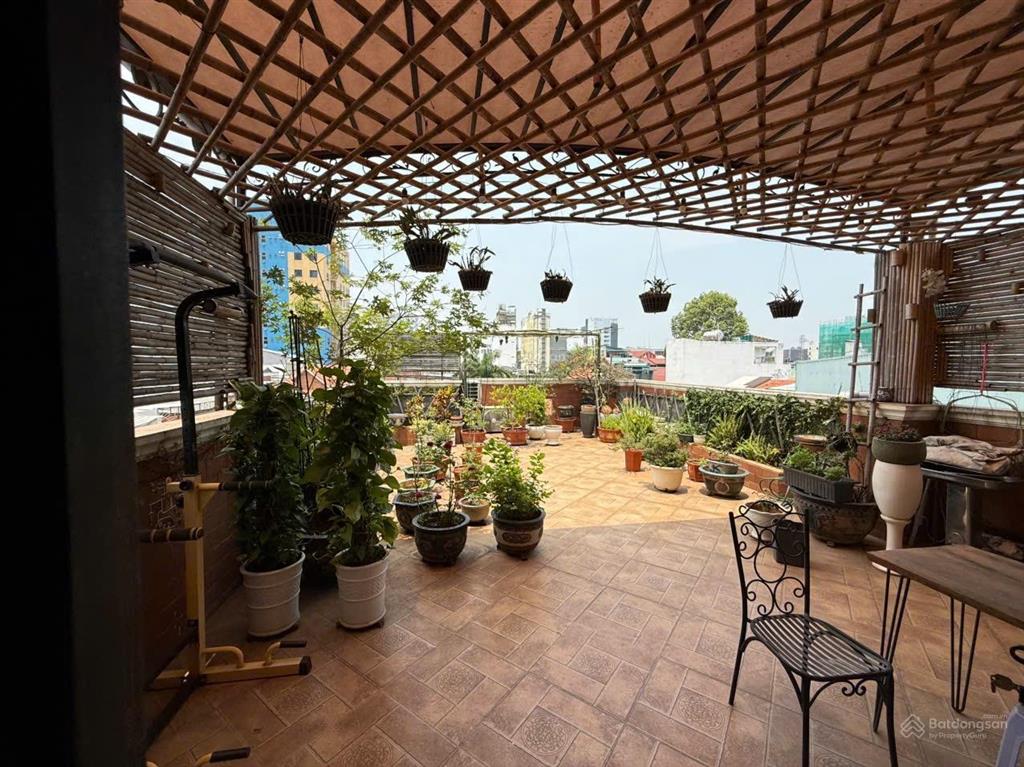 Khan hiếm rẻ ! chủ cần bán nhà mặt tiền đường nguyễn văn thủ p.đakao quận 1.dt6x27m giá 75 tỷ.