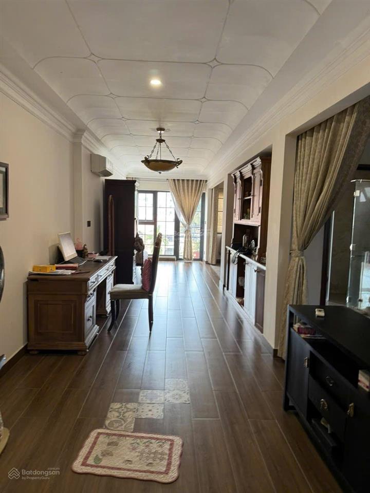 Khan hiếm rẻ ! chủ cần bán nhà mặt tiền đường nguyễn văn thủ p.đakao quận 1.dt6x27m giá 75 tỷ.