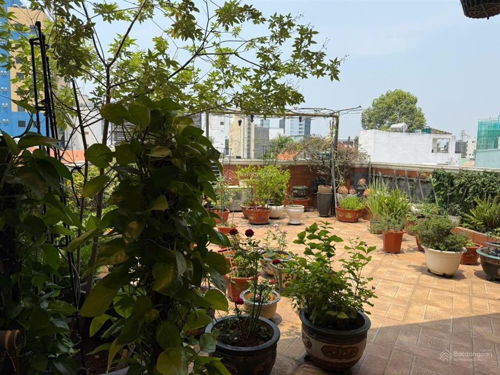 Khan hiếm rẻ ! chủ cần bán nhà mặt tiền đường nguyễn văn thủ p.đakao quận 1.dt6x27m giá 75 tỷ.