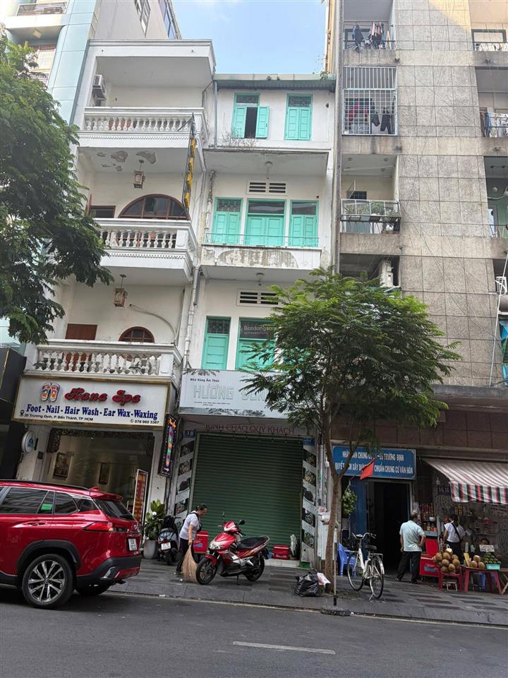 Siêu phẩm khan hiếm ngay chợ bến thành!dt4x20m giá 64 tỷ.mặt tiền đường trương định p.bt quận 1.