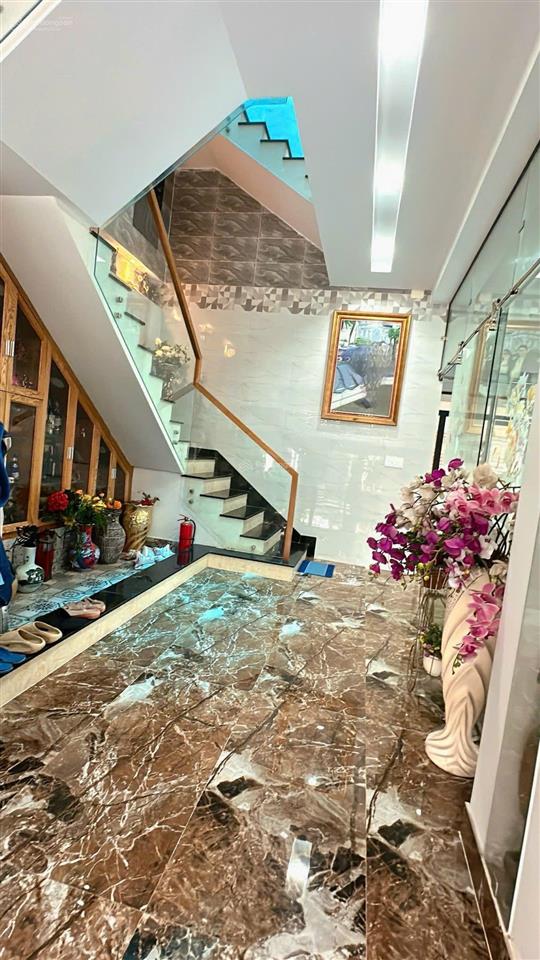 Siêu phẩm! cần bán biệt thự đẹp hồ bơi mt đường xuân thuỷ thảo điền quận 2.dt18x25m giá 90 tỷ.