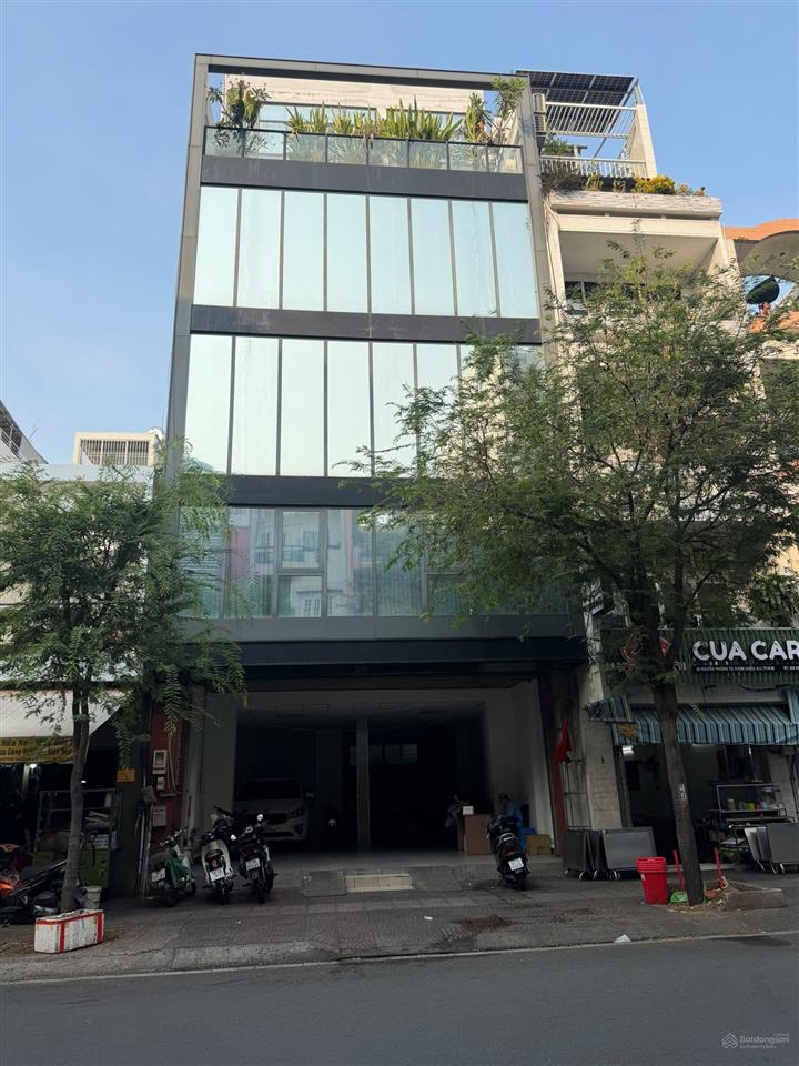 Khan hiếm,chủ cần bán toà nhà building mặt tiền đường nguyễn trường tộ p12 quận 4.dt8,5x19,5m 89ty