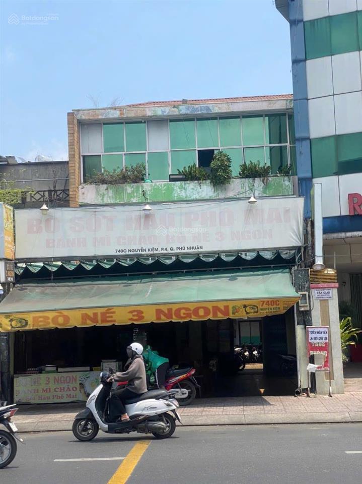 Siêu vị trí! chủ cần bán nhà mặt tiền đường nguyễn kiệm p4 phú nhuận.dt7,6x38m giá 63 tỷ.