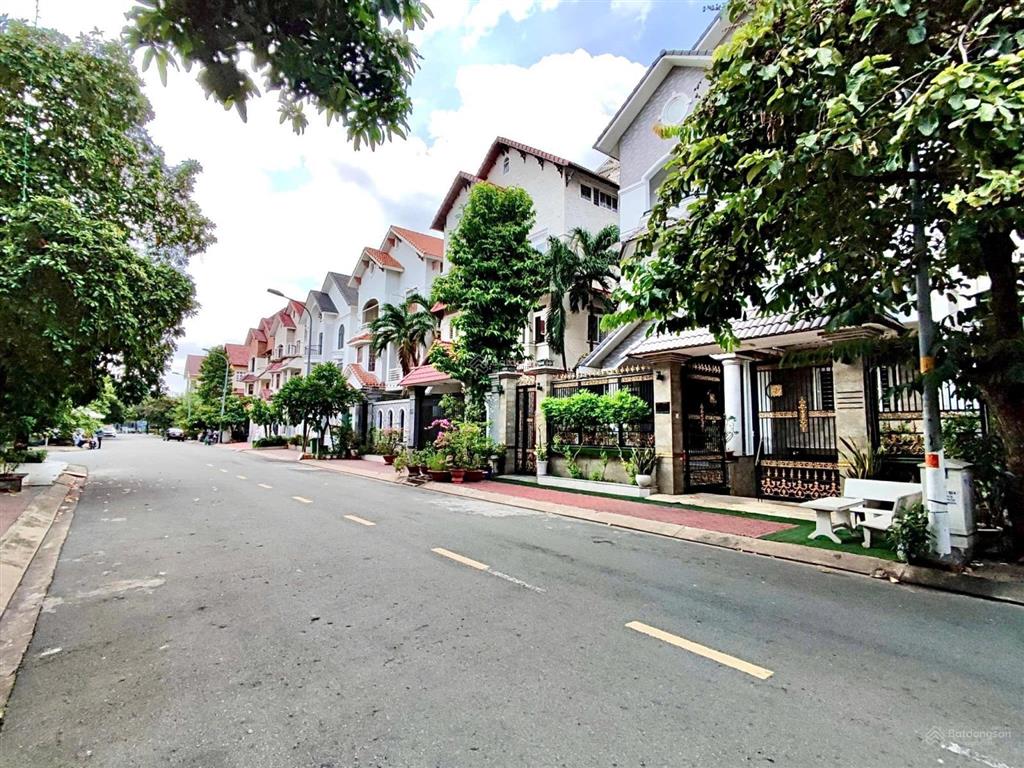 Rẻ! siêu phẩm biệt thự khu himlam trung sơn bình hưng bình chánh đường số 24. dt 12,5x19m giá 60 tỷ