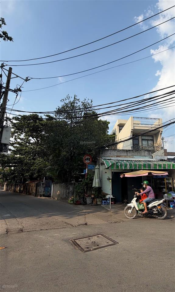 Siêu phẩm giá rẻ! cần bán khuôn đất rẻ mặt tiền đường đoàn hữu trưng quận 2.dt18x35m giá 65 tỷ.