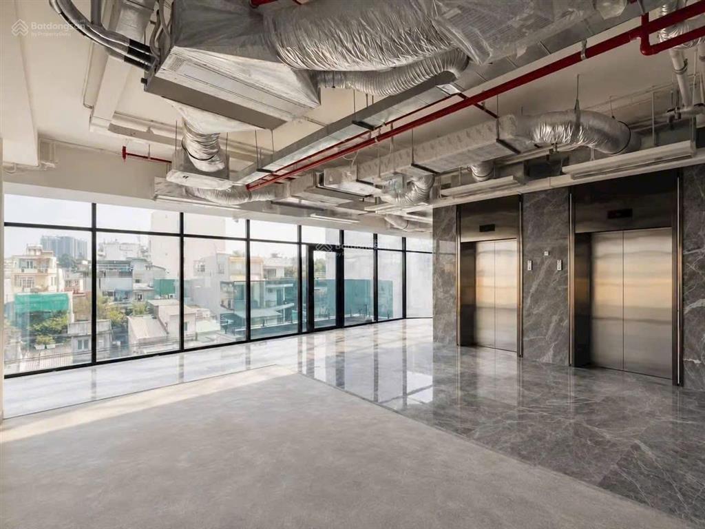 Hiếm! cần bán building office 2 hầm 10 tầng trục cách mạng tháng 8, p11, q3. dt 15x36m giá 440 tỷ