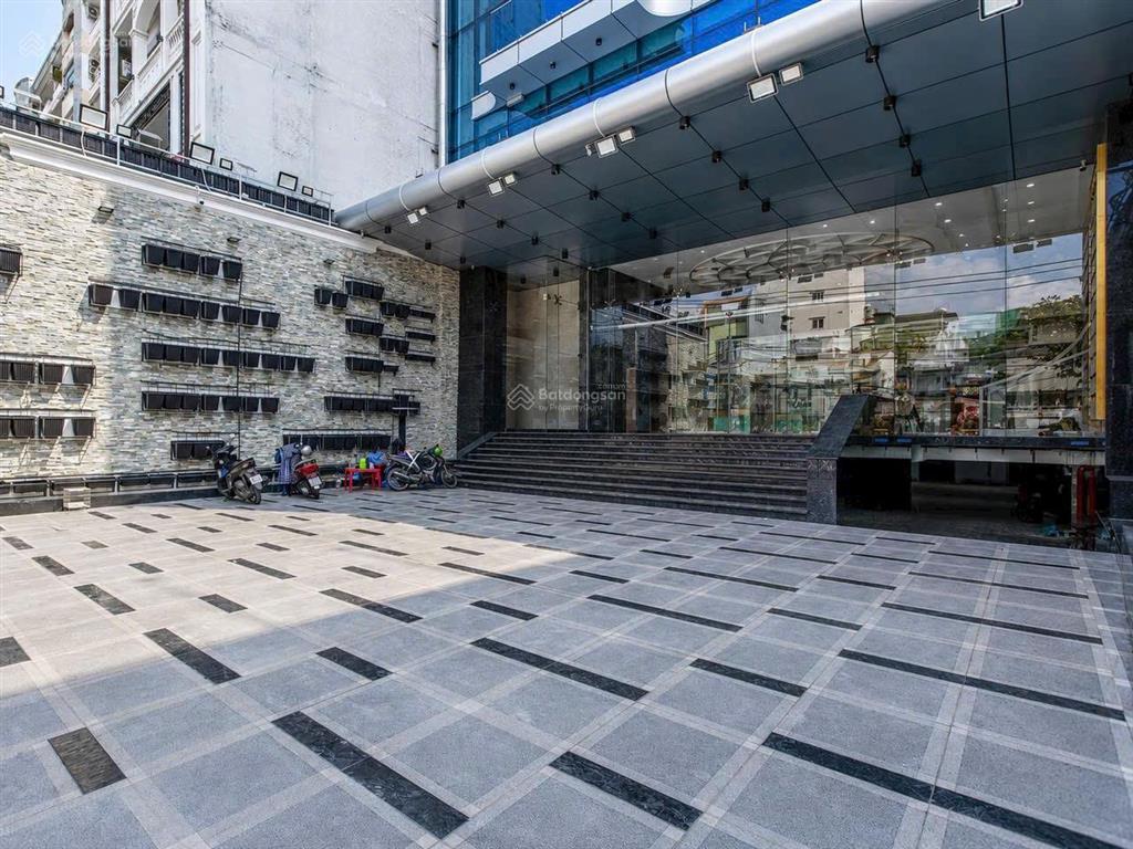 Hiếm! cần bán building office 2 hầm 10 tầng trục cách mạng tháng 8, p11, q3. dt 15x36m giá 440 tỷ