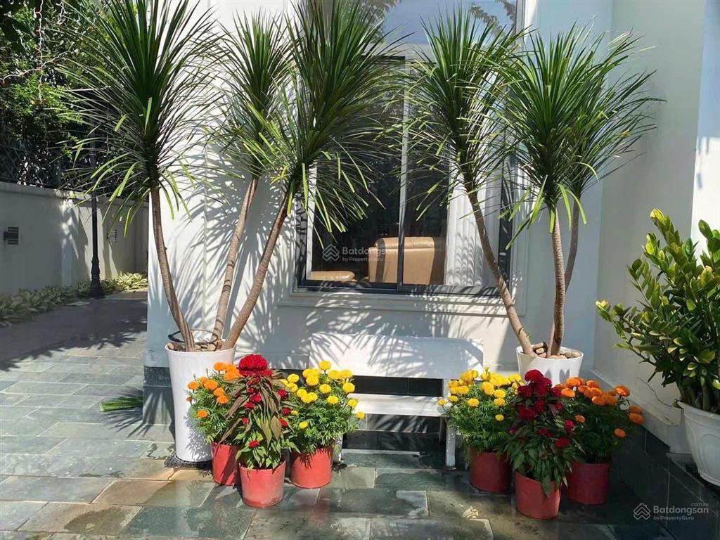 Rẻ! cần bán nhà biệt thự song lập khu lake view đường s p. bình trưng quận 2. dt 10x20m giá 39 tỷ