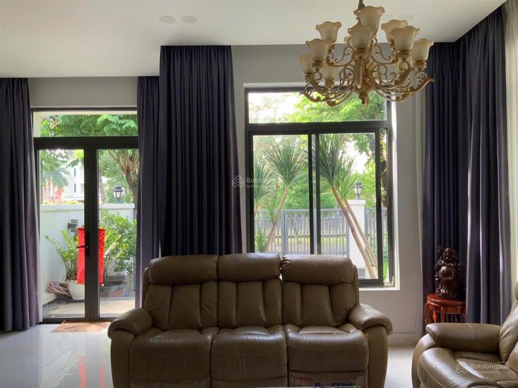 Rẻ! cần bán nhà biệt thự song lập khu lake view đường s p. bình trưng quận 2. dt 10x20m giá 39 tỷ