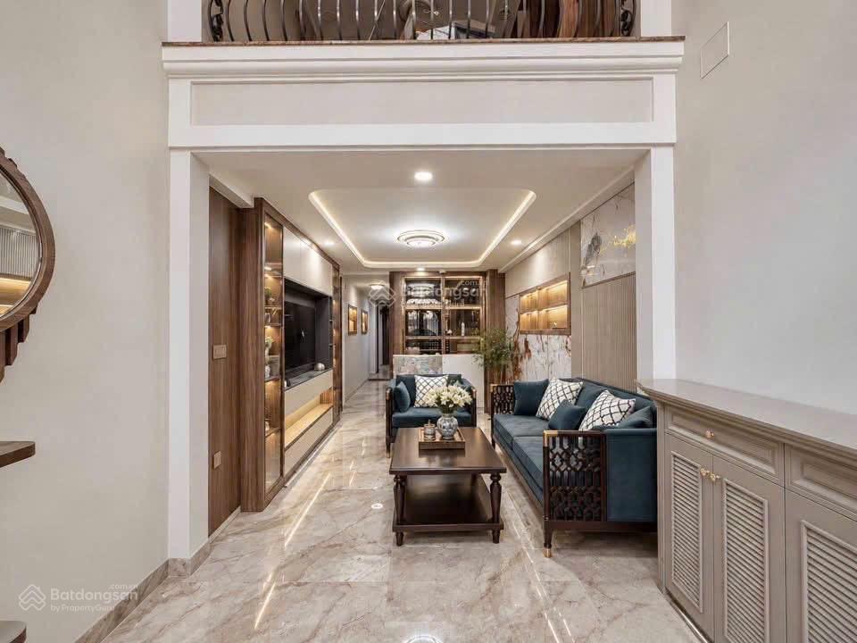 Bán nhà mới đẹp đường nguyễn công tráng tân định quận 1. dt 4x20m, giá chỉ 25 tỷ. full nội thất