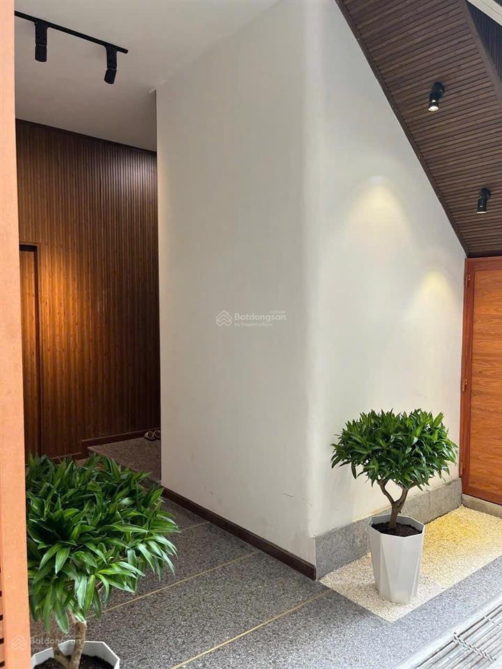Chủ thiện chí bán nhà mặt tiền đường đinh tiên hoàng p. tân định quận 1. dt 4x20m. giá hạ về 26 tỷ