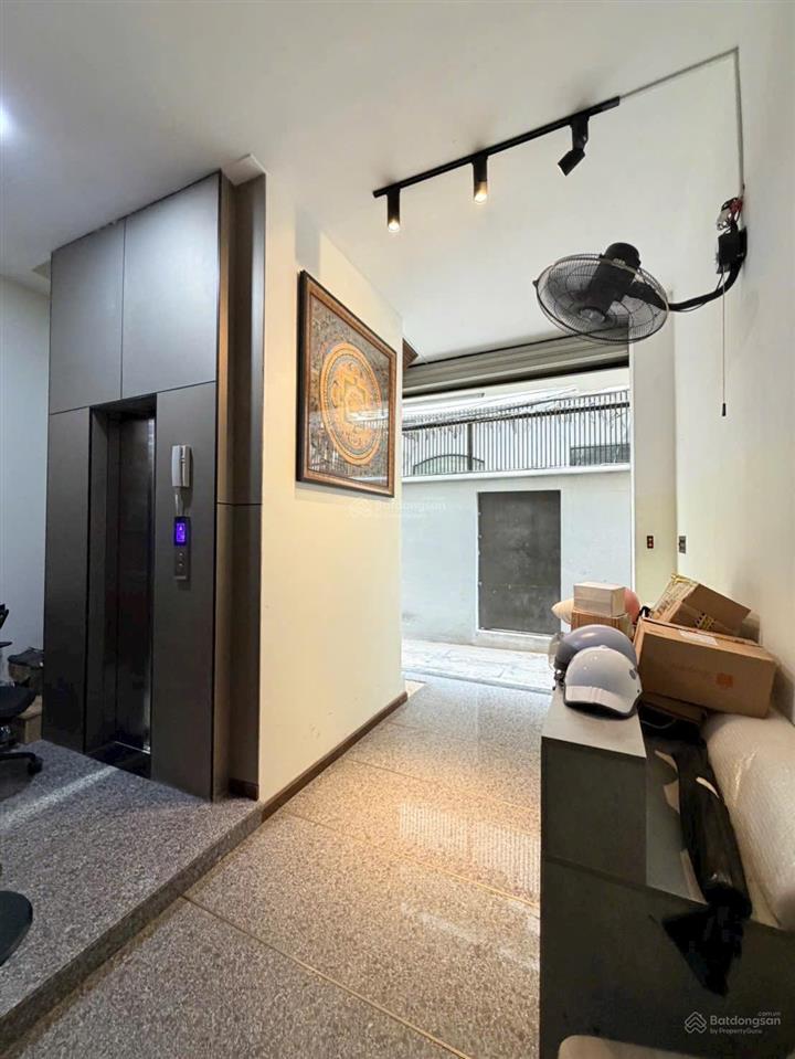 Chủ thiện chí bán nhà mặt tiền đường đinh tiên hoàng p. tân định quận 1. dt 4x20m. giá hạ về 26 tỷ