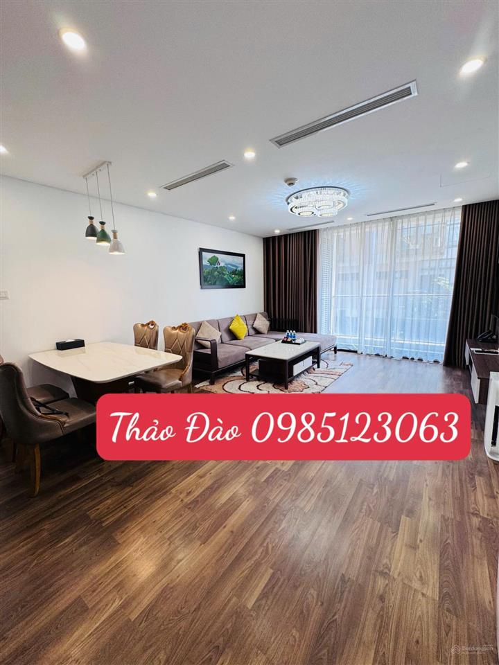 Cho thuê quỹ căn trung tâm đống đa full nội thất khách sạn