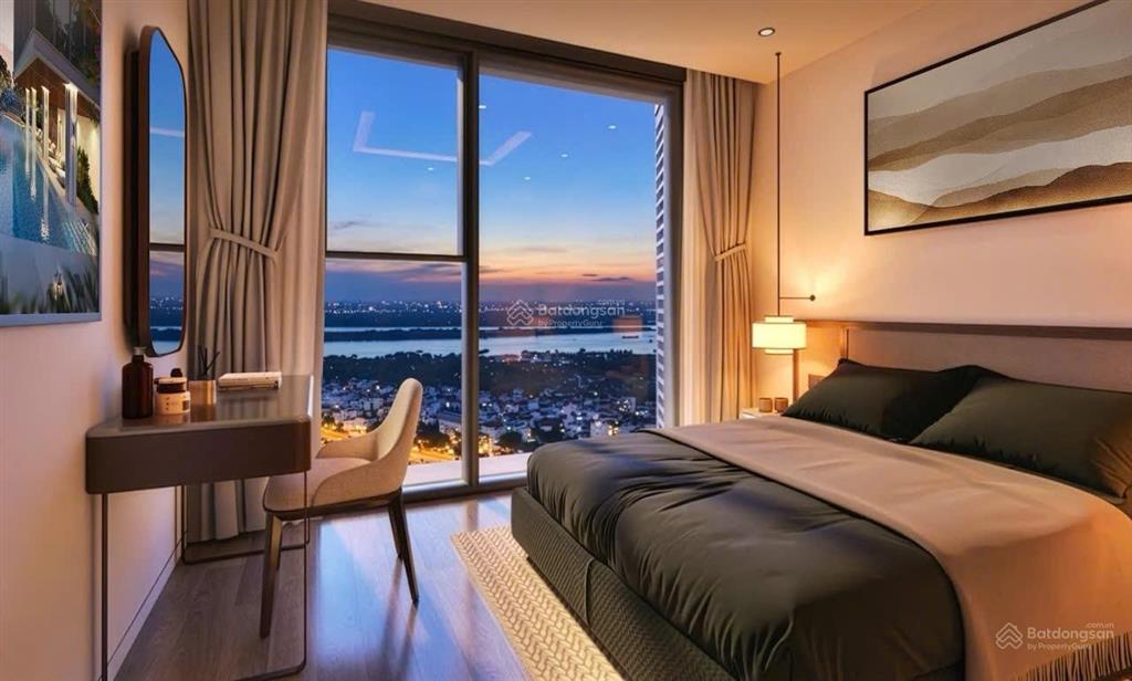Căn 2n tây hồ ban công đông nam view sông hồng cực hiếm, dễ cho thuê