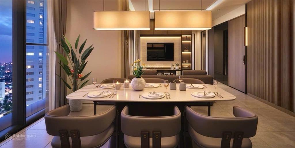 Căn 2n tây hồ ban công đông nam view sông hồng cực hiếm, dễ cho thuê
