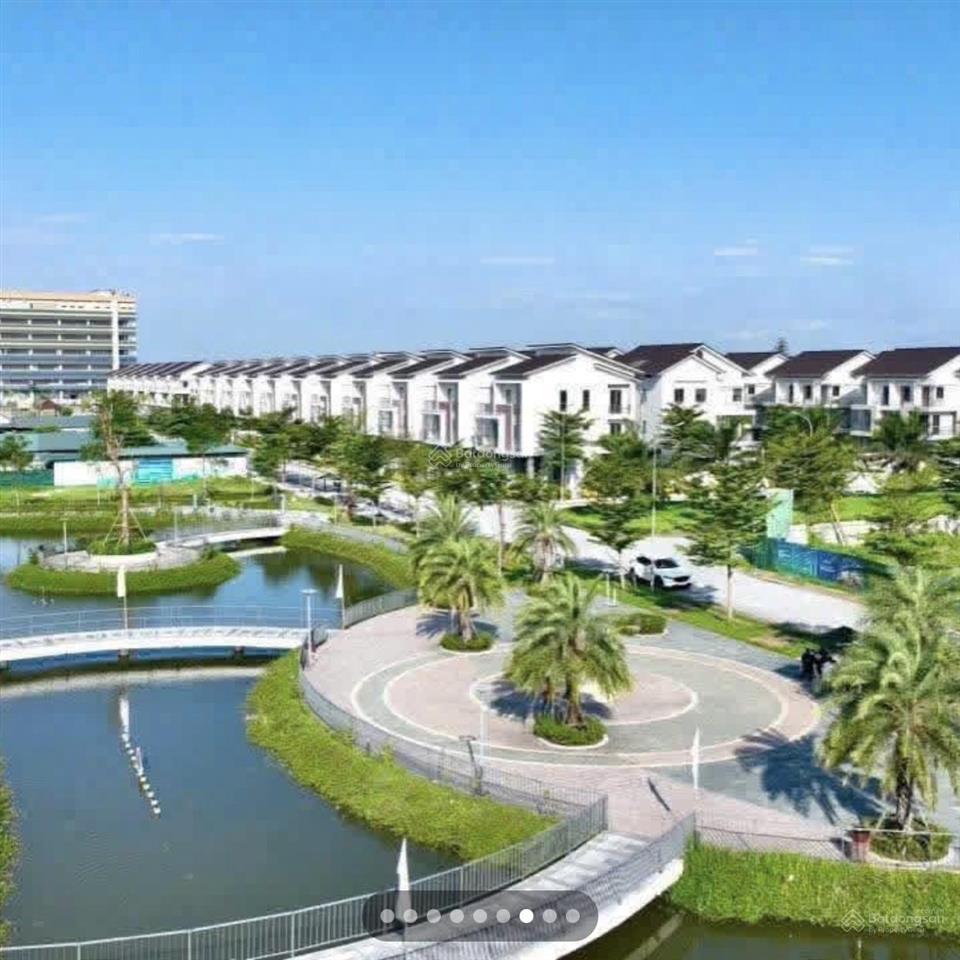 Bán bt tại centa riverside, 18,56 tỷ, 225m2, 6pn, 5wc, giá siêu hời, uy tín