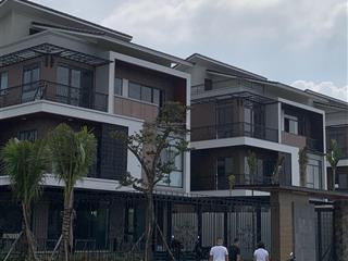Bán bt tại centa riverside, 26 tỷ, 330m2, 6pn, 6wc, hướng nam