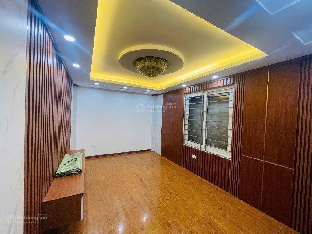 Bán nhà trong ngõ 66 triều khúc, 35m2, 5 tầng, 7.3 tỉ